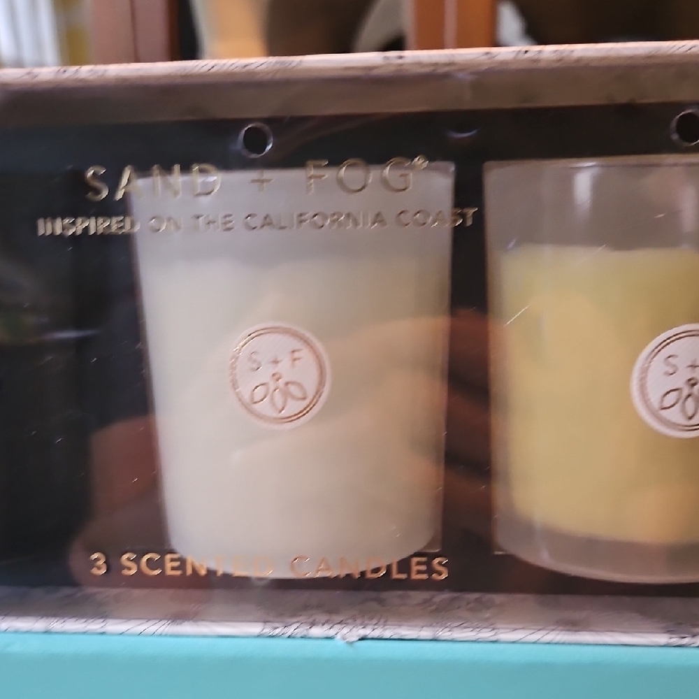 NWT Sand + Fog Scented Candle Set - Picture 4 of 12